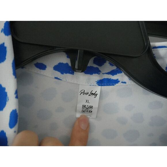 PixieLady White & Blue Abstract Cap-Sleeve Button-Up - Picture 4 of 9